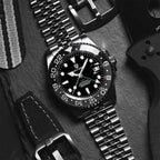 reloj-pagani-design-gmt-master-ii-bodegon-tactico-fondo-oscuro