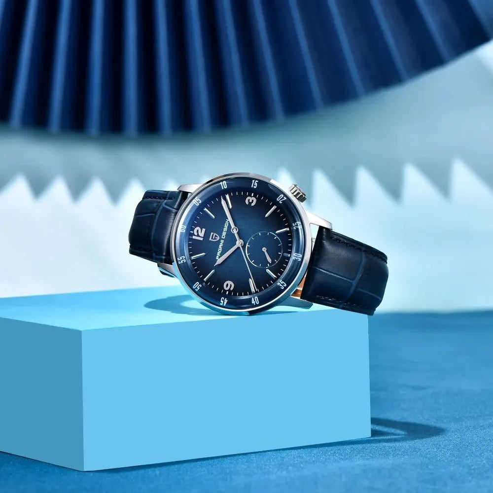 reloj-pagani-design-mark-bodegon-azul-geometrico-producto