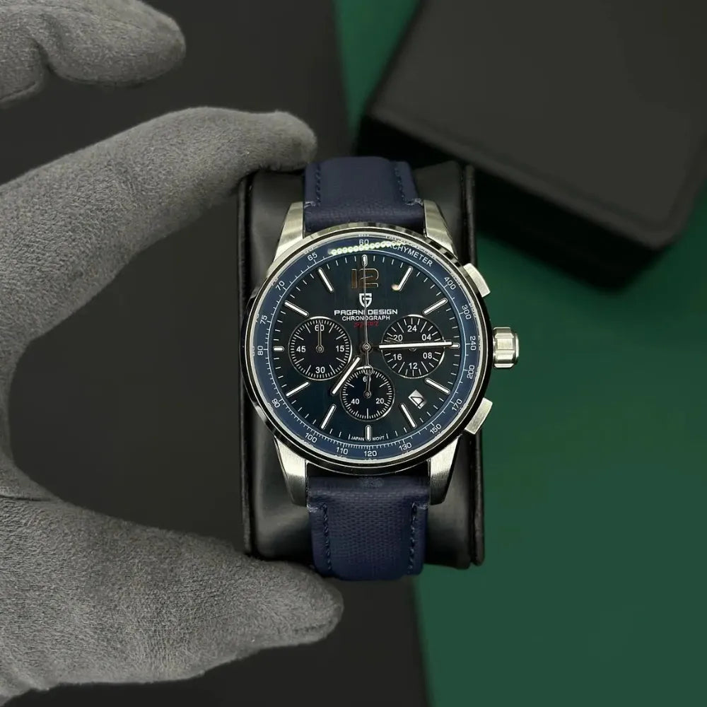 reloj-pagani-design-pilot-azul-tamaño-real-mano-guante