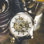 reloj-pagani-design-presage-primer-plano-dial-abierto-maquinaria-vista