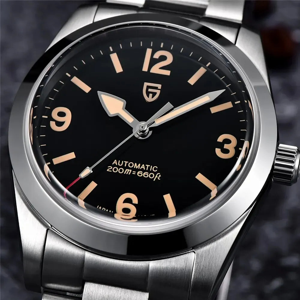 reloj-pagani-design-ranger-primer-plano-dial-negro-numeros-luminosos